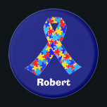 Imã Azul de Fita de Consciência do Autismo Personaliza<br><div class="desc">Imagem da faixa de reconhecimento do Autismo personalizado para amigos autistas ou familiares. Uma legal mãe do autismo ou presente de pai que pode ser personalizado com qualquer texto abaixo da fita quebra-cabeça de azul,  amarelo e vermelho. Um orgulho nebuloso da Síndrome de Asperger.</div>