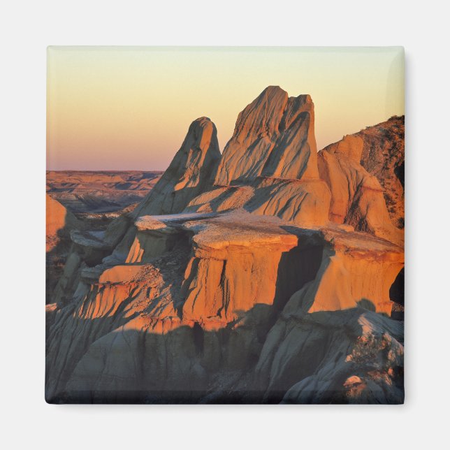 Imã Badlands no Parque Nacional de Theodore Roosevelt (Frente)