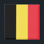 Imã Bandeira da Bélgica<br><div class="desc">A bandeira belga é um tricolor vertical. As cores usadas na bandeira são vermelho, amarelo, preto. A proporção da bandeira belga é de 13:15. O pavilhão da Bélgica foi adotado em 1831. O primeiro uso do atual design de bandeira foi em 1831. A última alteração à atual bandeira design belga...</div>