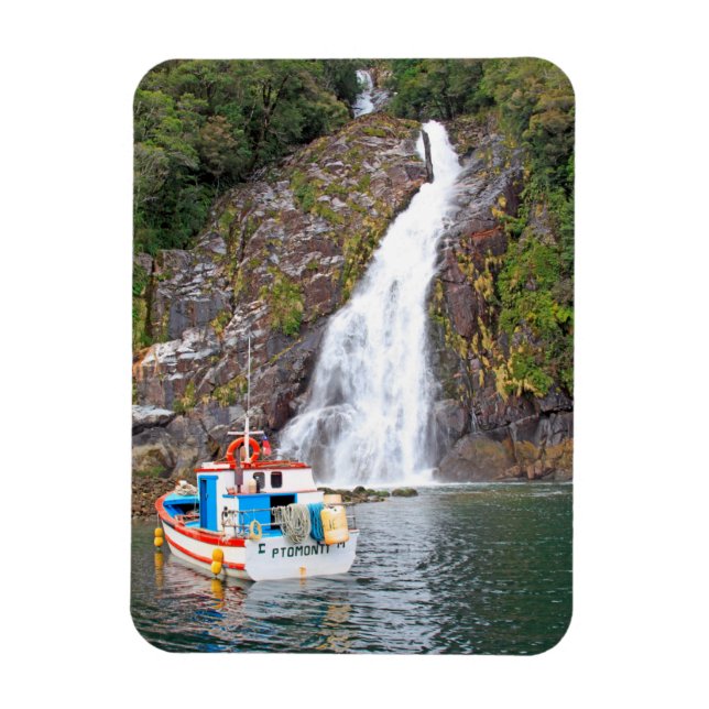 Ímã Barco e cachoeira, Chile (Vertical)