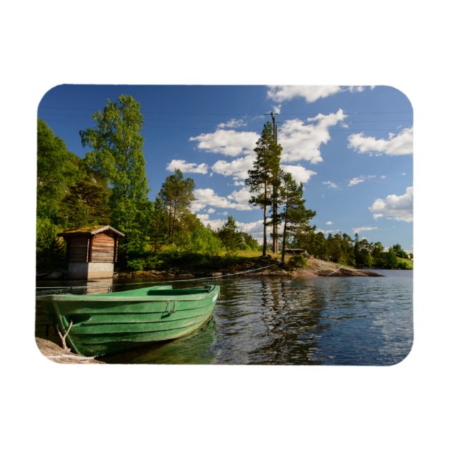 Ímã Barco verde num fiorde na Noruega (Horizontal)