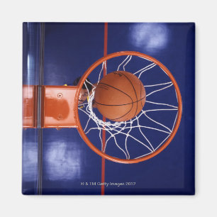 Imã basquetebol na aro