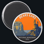 Imã Bears Ears Monumento Nacional Utah Vintage<br><div class="desc">Bears Ears vetor trabalho de arte design. O monumento protege a terra pública que circunda as Ursas,  um par de bordas,  e a área de escalada do corredor indiano Creek.</div>