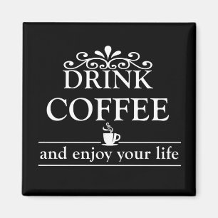 Imã beba café e aproveite sua vida