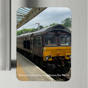Ímã Belmond Royal Scotsman na Estação Wemyss Bay em um
