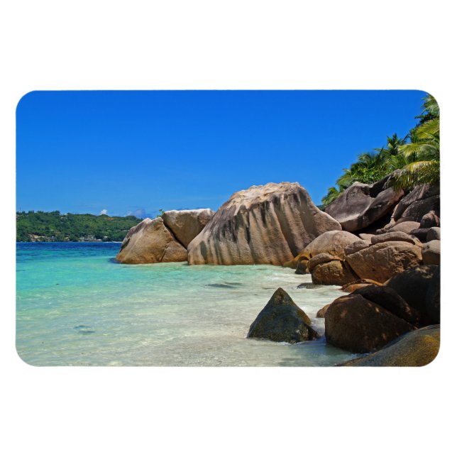 Ímã Belo Mar Tropical com uma praia Rocky (Horizontal)