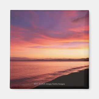 Imã Belo pôr do sol na praia