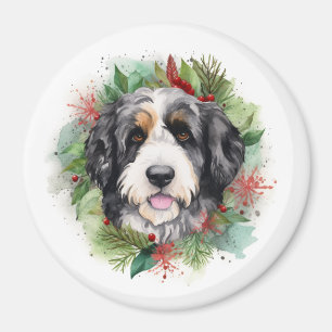 Imã Bernedoodle Christmas Wreath Festivo Pup