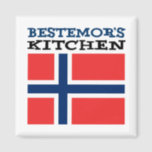 Imã Bestemor's Kitchen Norwegian Grandmother Magnet<br><div class="desc">Bestemor's Kitchen cool magnet featuring the flag of Norway. Perfect for a Norwegian grandmother that loves to cook. It makes a great gift for a Norwegian grandmother.</div>