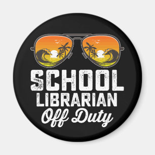 Imã Bibliotecário Escolar Fora de Serviço no Último Di