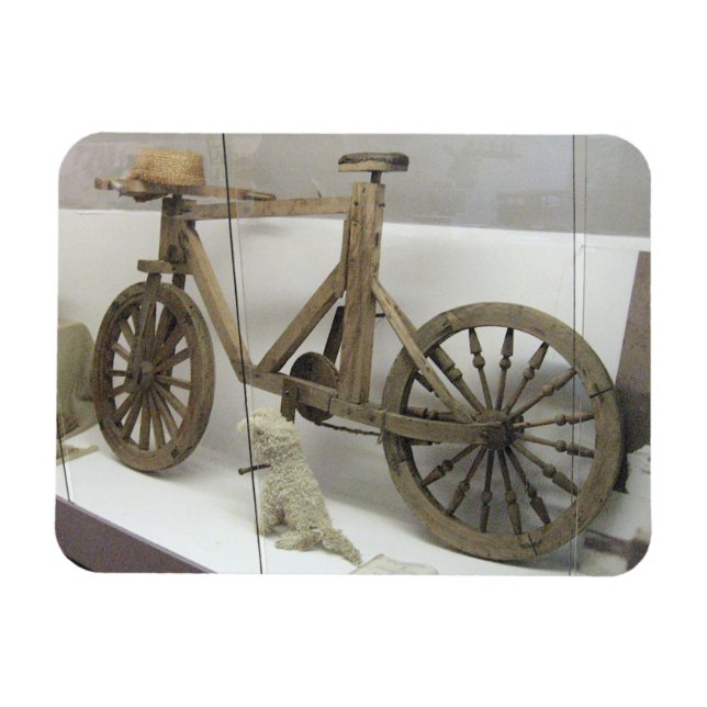 Ímã Bicicleta de Madeira, Museu de Rumsiskes, LITUÂNIA (Horizontal)