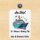 Ímã Birthday Cruise Funny Group Personalizado<br><div class="desc">Este design pode ser personalizado na área fornecida pela alteração da foto e/ou do texto. Ou pode ser personalizado clicando em Personalizar este Modelo e, em seguida, escolhendo o clique para personalizar mais a opção e excluir ou alterar a cor do plano de fundo, adicionar texto, alterar a cor ou...</div>