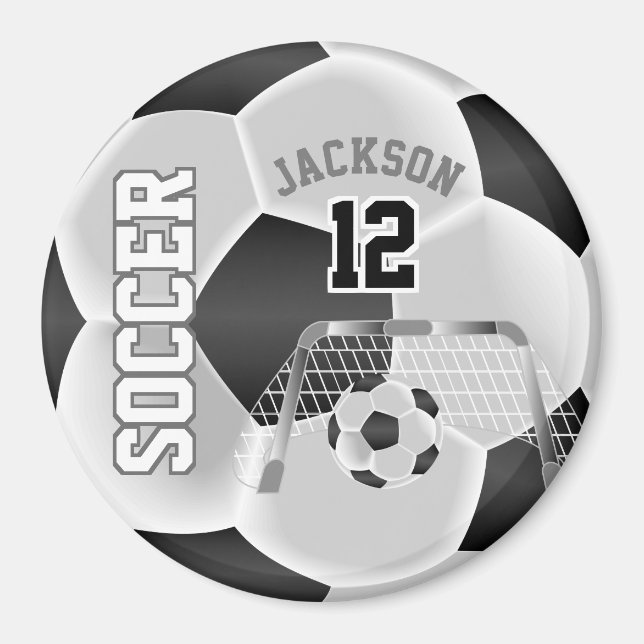 Imã Black and White Personalize a bola de futebol (Frente)