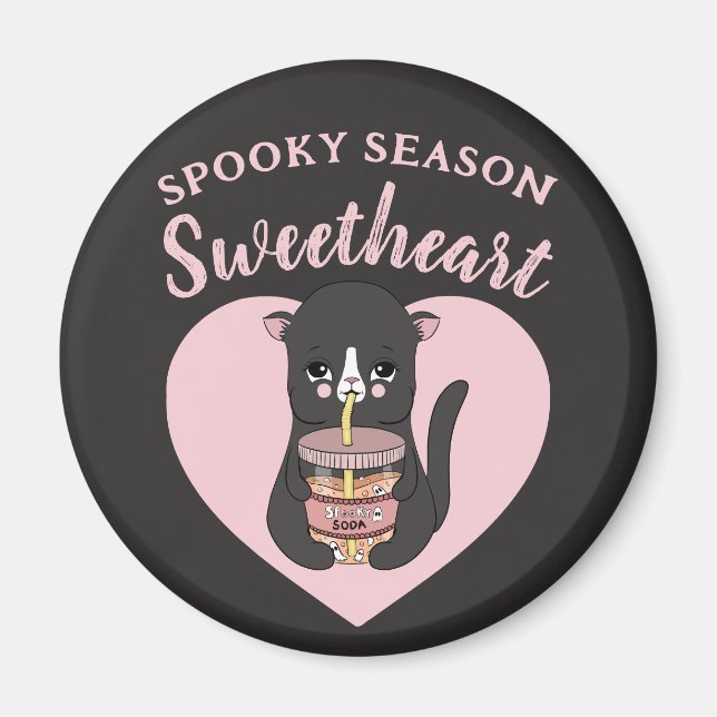 Imã Bonito Rosa Kawaii Cat Spooky Season Sweetheart (Frente)