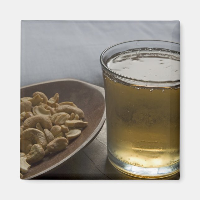 Imã Brasil. Um Copo de Energia Guarana refrescante (Frente)