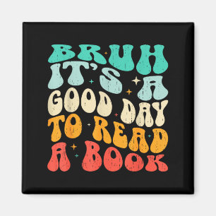 Imã Bruh um bom dia para ler um livro divertido de lei