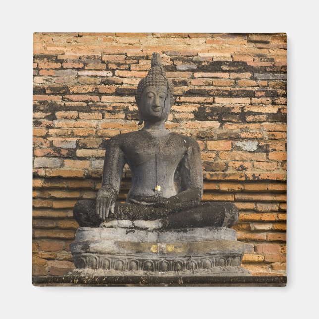 Imã Buda em Wat Mahathat. (Frente)