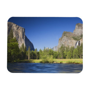 Ímã CA, Yosemite NP, Vista do Vale com El Capitan,