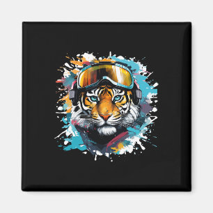 Imã Cabeça de Tigre com Óculos de Esqui Esquiando Snow