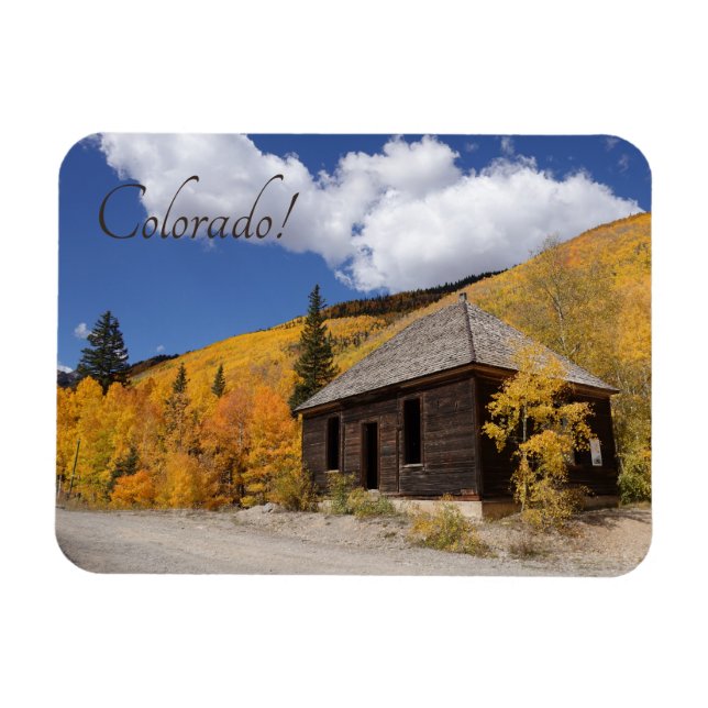 Ímã Cabina Russa em Aspens Amarelos Brilhantes no Colo (Horizontal)