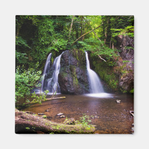 Imã Cachoeira feericamente do vale, Rosemarkie, ímã