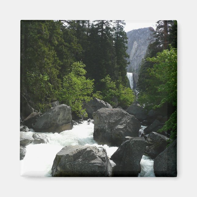 Imã Cachoeira Vernal à Distância em Yosemite (Frente)
