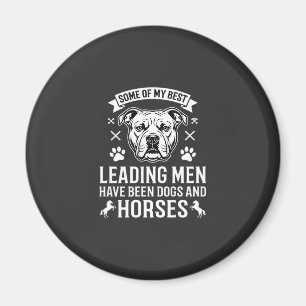 Imã Cães E Cavalos Liderando Homens