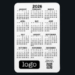 Ímã Calendário 2025 com logotipo de empresa e código Q<br><div class="desc">Um calendário moderno de 2025 para um donativo de feriados corporativos. É incluído um calendário que pode ser usado para qualquer negócio. Adicione seu logotipo e texto simples a este design útil. Se precisar mover alguma coisa,  clique no botão personalizar para fazer alterações.</div>