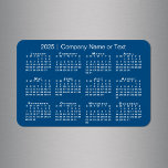 Ímã Calendário Azul e Branco 2025 com Texto Personaliz<br><div class="desc">O ímã personalizado moderno apresenta um calendário branco 2025 em um plano de fundo azul. Adicione o nome, o nome ou outro texto personalizado da sua empresa na barra lateral. (Alterar o texto do ano de 2025 NÃO alterará o calendário.) Faz um promocional excelente dar ou dar um presente. Se...</div>