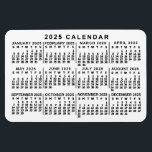 Ímã Calendário mensal clássico branco e preto 2023 ano<br><div class="desc">Este ímã flexível do calendário de 2023 anos mostra os dias da semana para cada mês em preto sobre fundo branco. É o calendário mensal de ímãs flexível e minimalista perfeito se você está procurando por uma sensação profissional simples e clássica. Saiba sempre qual é a data e verifique os...</div>