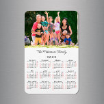 Ímã Calendário Personalizável do Nome da Foto 2025<br><div class="desc">Personalize um ímã de calendário 2025 com as pessoas que você ama. Substitua a foto e o nome do exemplo por você na barra lateral. O texto personalizado está em uma fonte preta de script manuscrito. Abaixo está um pequeno calendário com dias negros da semana e datas de fim de...</div>