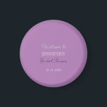 Imã Caligrafia Elegante Chuva de Rosa Lavanda Bem-vind<br><div class="desc">Procurando uma bela caligrafia com uma escrita estética? Este design simples e atraente é para você. Este design,  feito especialmente para uso em nome de casamento e família,  impressiona imediatamente aqueles que o veem.</div>