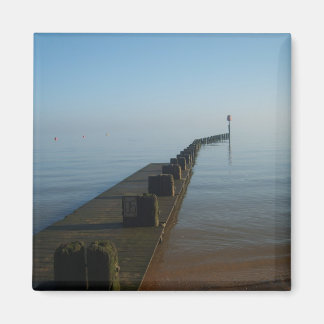 Imã Caminho para um oceano nebuloso