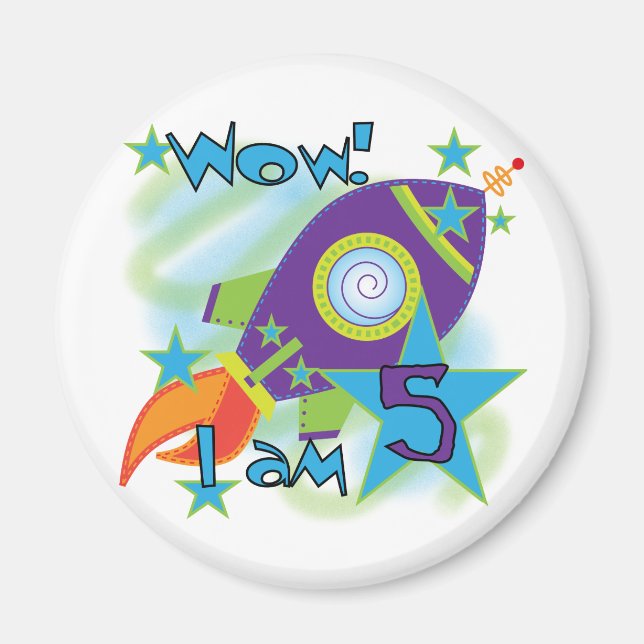 Imã Camisas de aniversário de 5 de foguetes e presente (Frente)