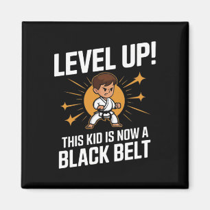 Imã Camiseta de designação de cinto preto de uniforme