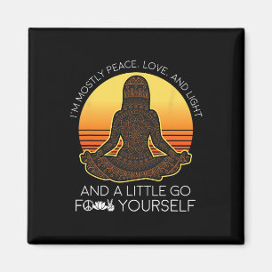 Imã Camiseta de Ioga Maioritariamente Paz Amor e Luz e