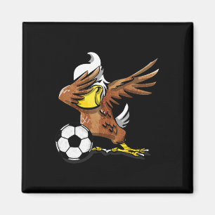 Imã Camiseta engraçada de futebol com águia Dabbing Ca