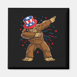 Imã Camisetas do Bigfoot 4 de Julho Sasquatch Bandeira