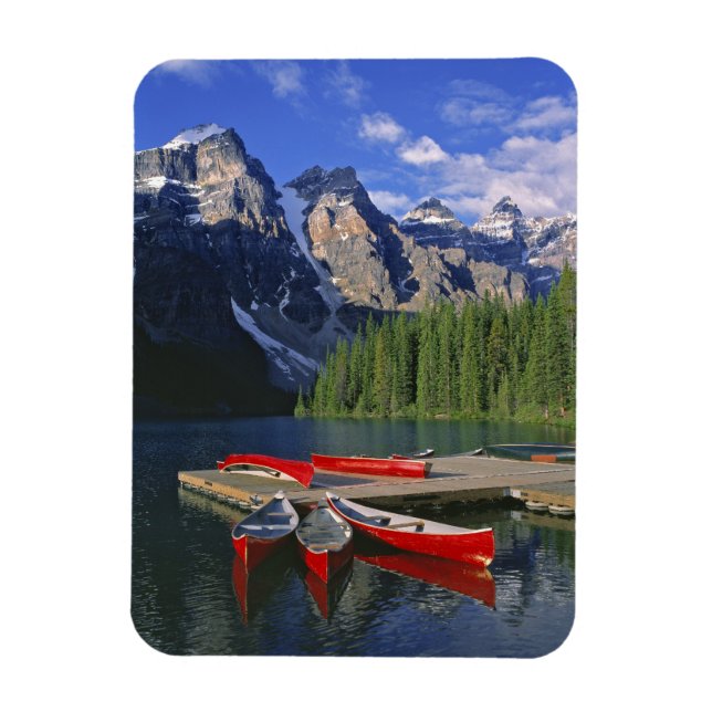 Ímã Canadá, Alberta, Lago Moraine. Canoas vermelhas ag (Vertical)