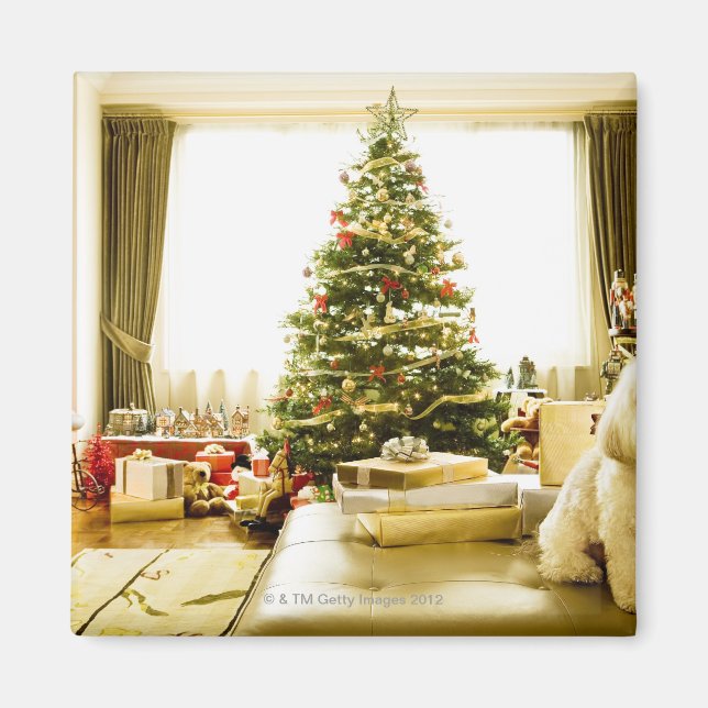 Imã cão posando em frente à árvore de Natal (Frente)