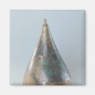 Imã Capacete com decoração entalhada