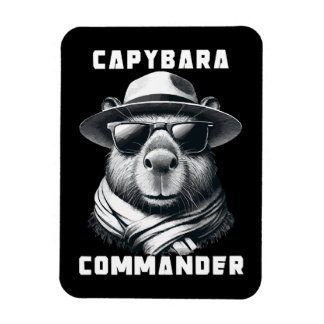Ímã Capybara Com Óculos Solares Comandante