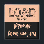 Imã Carregar FUNNY! Magneta da máquina de lavar louça<br><div class="desc">Uma mensagem engraçada para colocar sua máquina de lavar louça para que você saiba se os pratos estão sujos ou limpos. Típica divertida. Um presente de excelente para o procrastinador na sua vida! Apresentando a cor da tendência 2024 do ano "Peach Fuzz" #FBE98.</div>