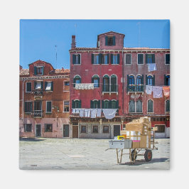 Imã Carrinho com caixas em Veneza