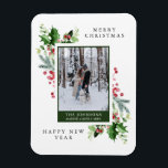 Ímã Cartão de Natal de Watercolor Pine Holly Berries<br><div class="desc">Watercolor Pine Holly Berries Folded Photo Christmas Card - Sua bela foto está cercada por pinheiro festivo, sagrado e bagas. Que maneira adorável de mandar suas cartões de natal este ano. Seu ímã será um lembrete durante o feriado, enquanto seus amigos e familiares desfrutam de seu ímã em seu frigorífico...</div>
