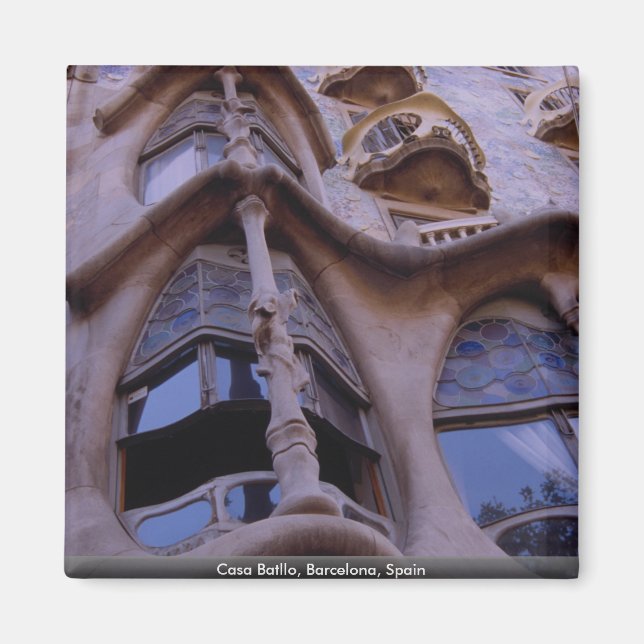 Imã Casa Batllo, Barcelona, Espanha (Frente)