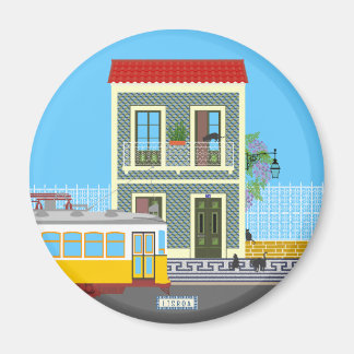 Imã Casa velha de Lisboa com gatos e elétrico amarelo