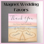 Imã Casamento Cor-de-Rosa 2 Favorito de Casamento de A<br><div class="desc">Casamento com 2 Corações no magneta de casamento Sand. Os produtos de casamento de praia estão disponíveis em uma grande variedade de produtos para o perfeito casamento de praia.</div>