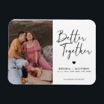 Ímã Casamento de Foto Minimalista Moderno Salve A Data<br><div class="desc">Design moderno minimalista apresenta Melhores Juntos salve o anúncio de data em um roteiro de caligrafia.  Personalize facilmente com detalhes e a melhor foto de escolha.</div>