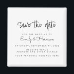 Imã Casamento Minimalista Salva a Data<br><div class="desc">Um casamento simples salve o ímã. Personalize esta design de anúncio de casamento preto e branco minimalista para ter seus detalhes pessoais e sua mensagem.</div>